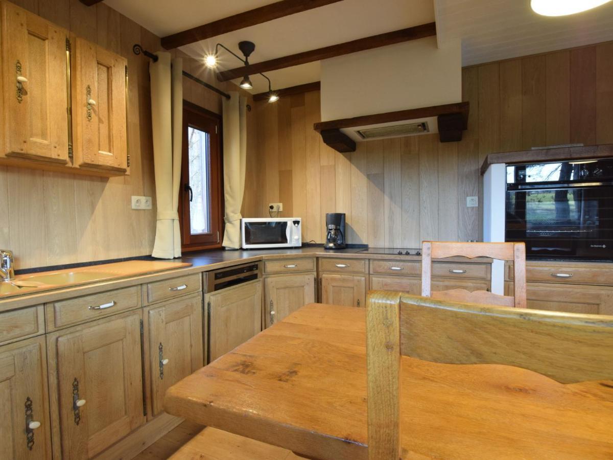 Very Welcoming And Cosy Chalet Nassogne Номер фото